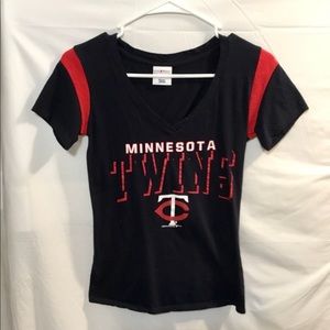 Campus Lifestyles Minnesota Twins Black & Red T-shirt